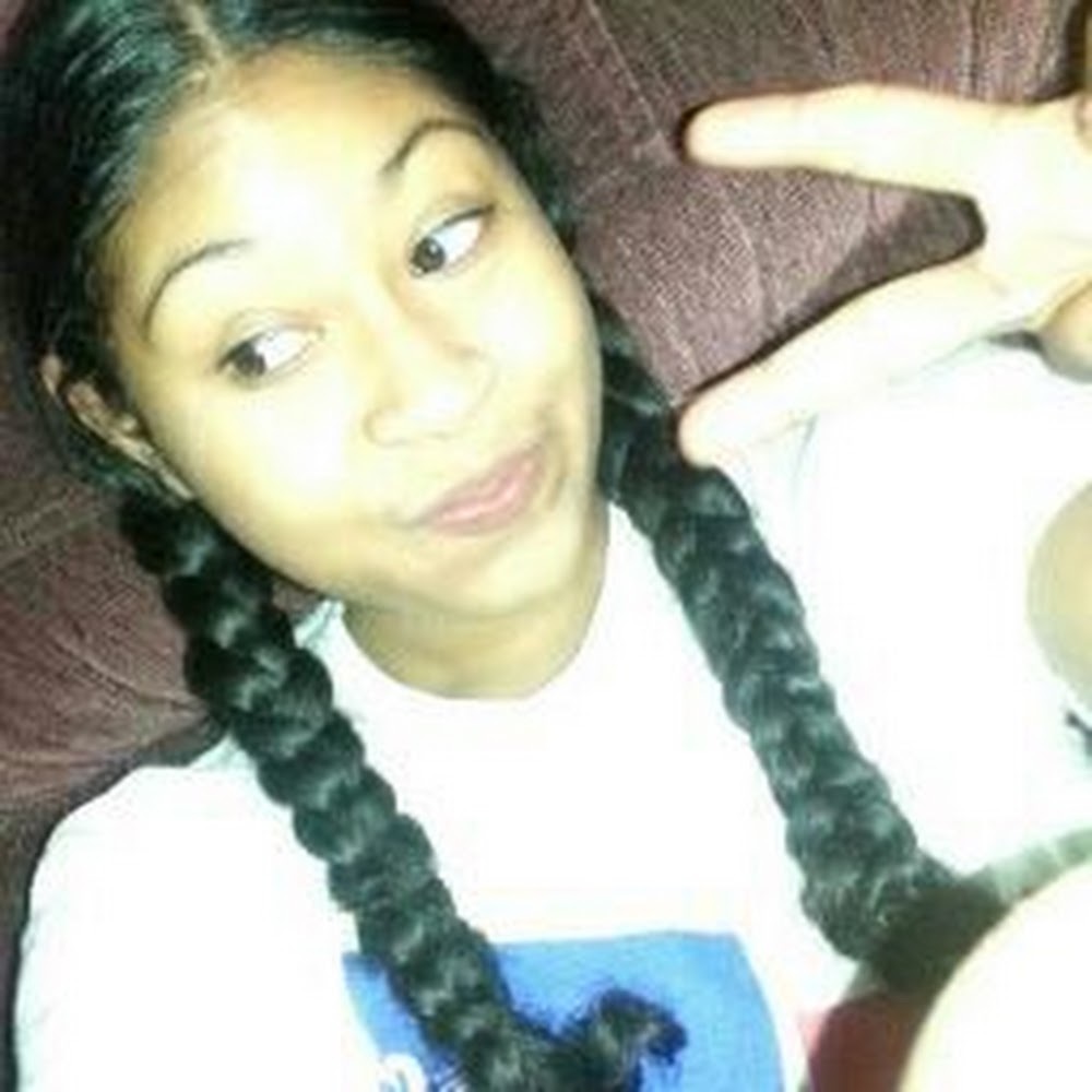 Meet your Posher, Danesha